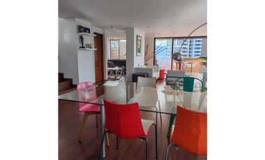 Venta apto. Duplex B/Poblado Medellín Antioquia