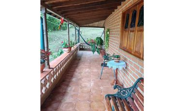 Se vende finca en  Hoyofrio Fredonia suroeste antioqueño