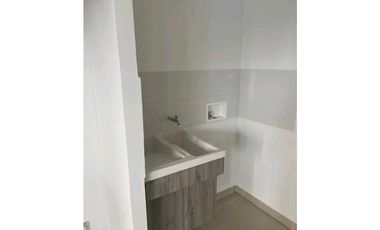 Se arrienda hermoso apto para estrenar edificio malibu