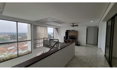 VENTA PENT HOUSE 192MT2 DUPLEX-2 PARQUEADEROS-1 DEPOSITO-MIRAFLORES