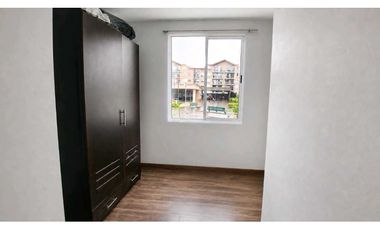 VENDO APARTAMENTO  ESQUINERO EN PRIMER PISO  CON CLUB HOUSE EN CAJIC