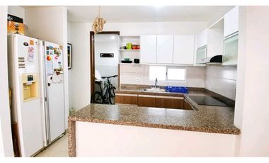 VENDO APARTAMENTO  ESQUINERO EN PRIMER PISO  CON CLUB HOUSE EN CAJIC