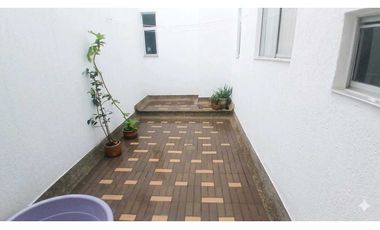 VENDO APARTAMENTO  ESQUINERO EN PRIMER PISO  CON CLUB HOUSE EN CAJIC
