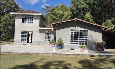 Vive entre naturaleza y tranquilidad en La Ceja. finca en venta