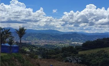 Vive entre naturaleza y tranquilidad en La Ceja. finca en venta