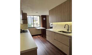 APARTAMENTO EN VENTA EN EL POBLADO MEDELLN