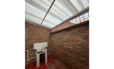 CASA PARA NEGOCIO EN FONTIBON