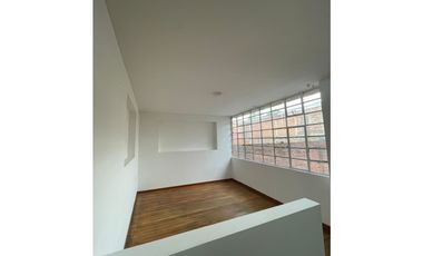 CASA PARA NEGOCIO EN FONTIBON