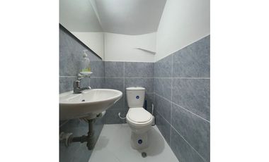 CASA PARA NEGOCIO EN FONTIBON