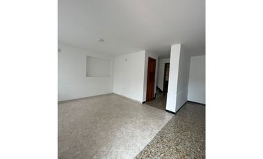 CASA PARA NEGOCIO EN FONTIBON