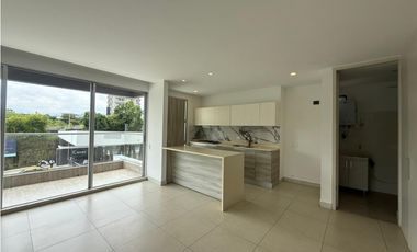 Apartamento en arriendo sector Avenida Centenario