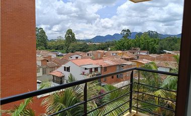 Arriendo apartamento en unidad cerrada en La Ceja