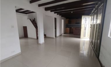 ARRIENDO CASA CHIPRE MANIZALES | UNIFAMILIAR