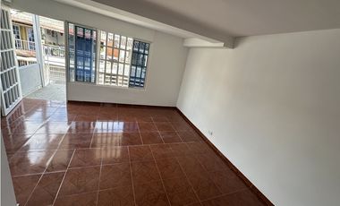 CASA EN ARRENDAMIENTO EN CANDELARIA