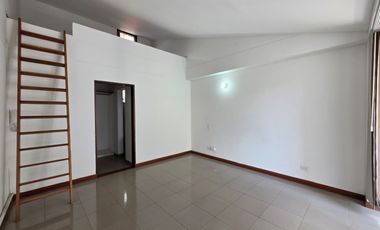 Apto Triplex - Edificio Cateb
