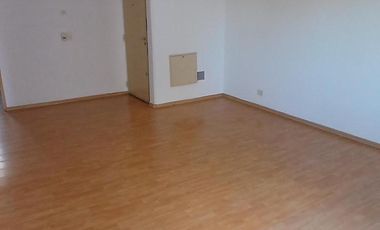 Alquiler Departamento 2 Dormitorios - Balcón - Rivadavia 864 - Neuquén Capital