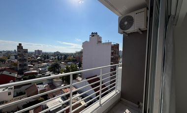 Departamento monoambiente con balcón en alquiler en Wilde