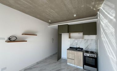 Departamento monoambiente con balcón en alquiler en Wilde