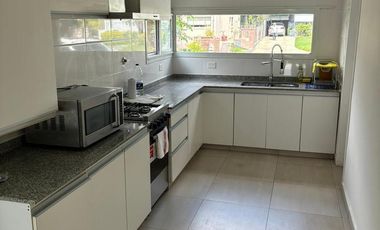 Venta casa 4 amb Barrancas de Santa María, Tigre.