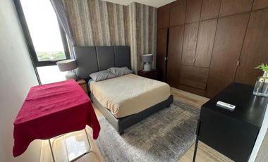 Renta departamento  amueblado en Town Square