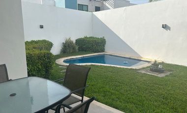 | Casa amueblada en renta en Altabrisa |