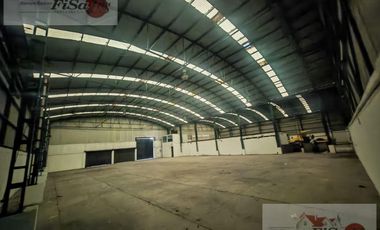 Bodega comercial en Fraccionamiento Granjas Banthi