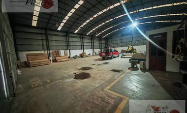 Bodega comercial en Fraccionamiento Granjas Banthi