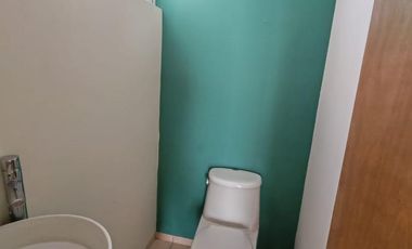 RENTA CASA EN YALTA RESIDENCIAL AL NORTE DE LA CIUDAD GE
