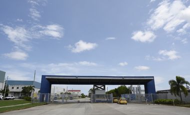 Amplias Ofibodegas en alquiler o venta en Pacora, Panama Este