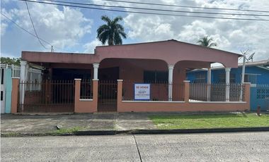 En VENTA CASA en VILLA CACERES