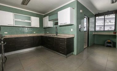 Se Vende Apto.en.Los Defines Torre 200