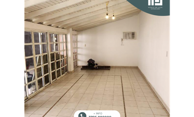 Casa 4 dormitorios Barrio Yapeyu