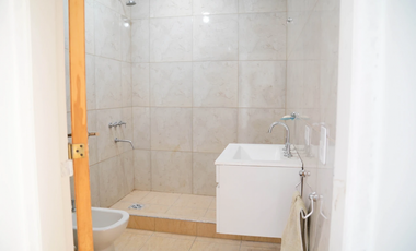 VENDO CASA DE 4 DORMITORIOS EN DOCTA - SIN COMISION!