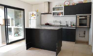 VENDO CASA DE 4 DORMITORIOS EN DOCTA - SIN COMISION!