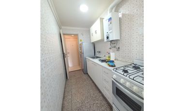 ALQUILER 24 MESES - 2 AMBIENTES A LA CALLE CON AMPLIO BALCON SALIENTE