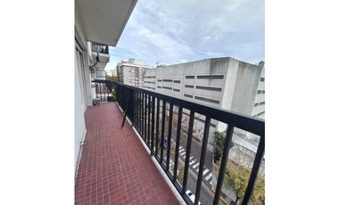 ALQUILER 24 MESES - 2 AMBIENTES A LA CALLE CON AMPLIO BALCON SALIENTE