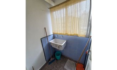 ALQUILER 24 MESES - 2 AMBIENTES A LA CALLE CON AMPLIO BALCON SALIENTE