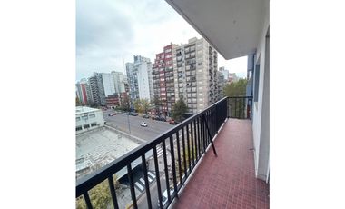 ALQUILER 24 MESES - 2 AMBIENTES A LA CALLE CON AMPLIO BALCON SALIENTE