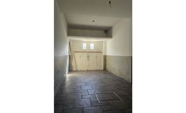 Casa en Alquiler 5 Ambientes Varese