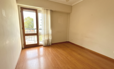 Departamento 2 ambientes en alquiler con cochera