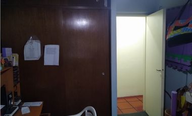 IMPECABLE DEPARTAMENTO EN COMPLEJO HABITACIONAL
