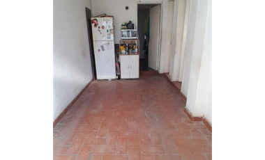 Casa en Venta para Reciclar excelente ubicación, 5ta Sección, Capital
