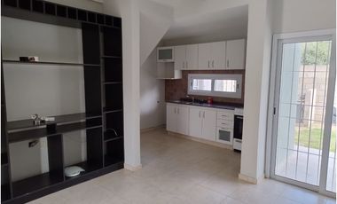 Dúplex Tipo Loft en Villa Rivera Indarte. Apto Crédito.
