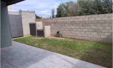 Dúplex Tipo Loft en Villa Rivera Indarte. Apto Crédito.