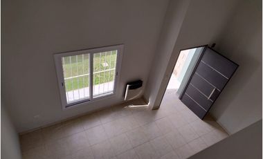 Dúplex Tipo Loft en Villa Rivera Indarte. Apto Crédito.