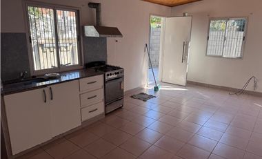 MONOAMBIENTE EN COMPLEJO HABITACIONAL EN ALQUILER. ITUZAINGO NORTE
