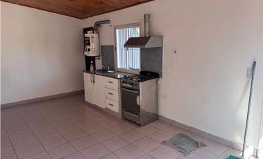 MONOAMBIENTE EN COMPLEJO HABITACIONAL EN ALQUILER. ITUZAINGO NORTE