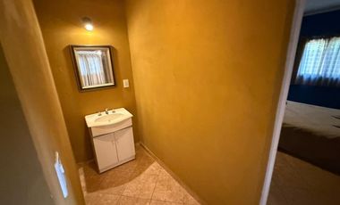 CASA CON PILETA A MTS DE R1 EN VENTA