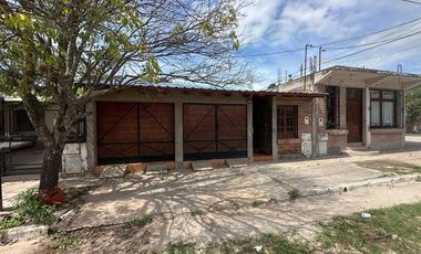 VENTA CASA B° LA POSTA PERICO-216M2-3 DORMITORIOS