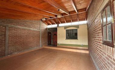 VENTA CASA B° LA POSTA PERICO-216M2-3 DORMITORIOS
